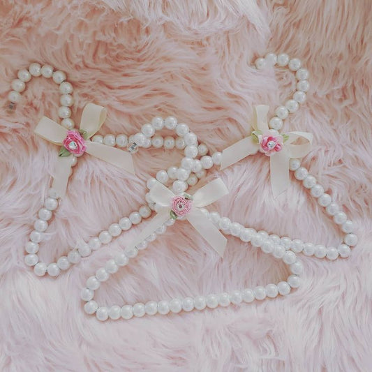 Pearl Hangers for Baby Clothes with Bow – Set of 6, Nursery Decor