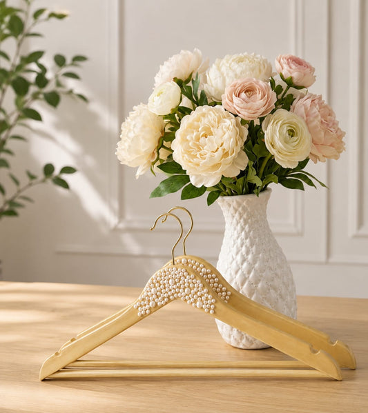 Premium Pearl Wooden Clothes Hangers – Luxury Non-Slip Wardrobe Hangers