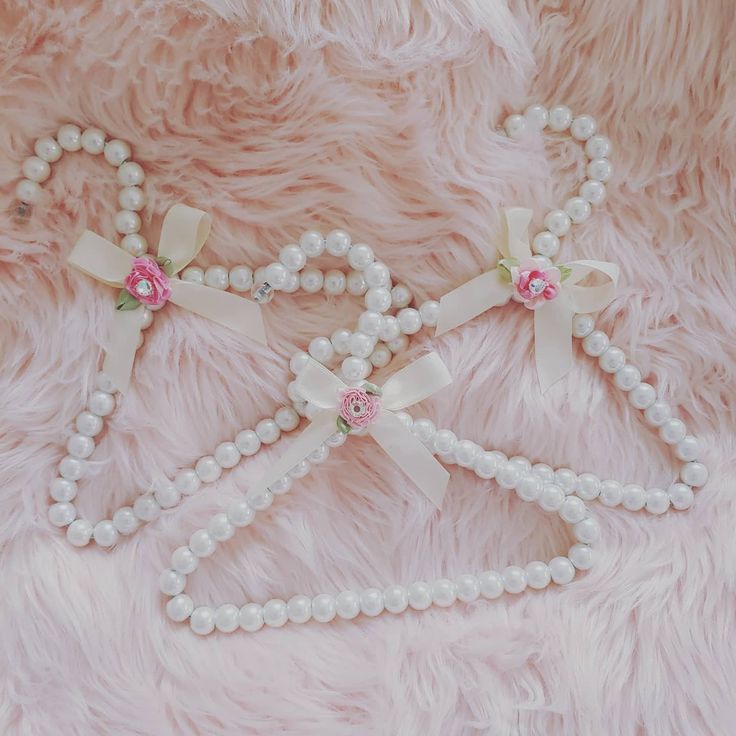 Pearl Hangers for Baby Clothes with Bow – Set of 6, Nursery Decor